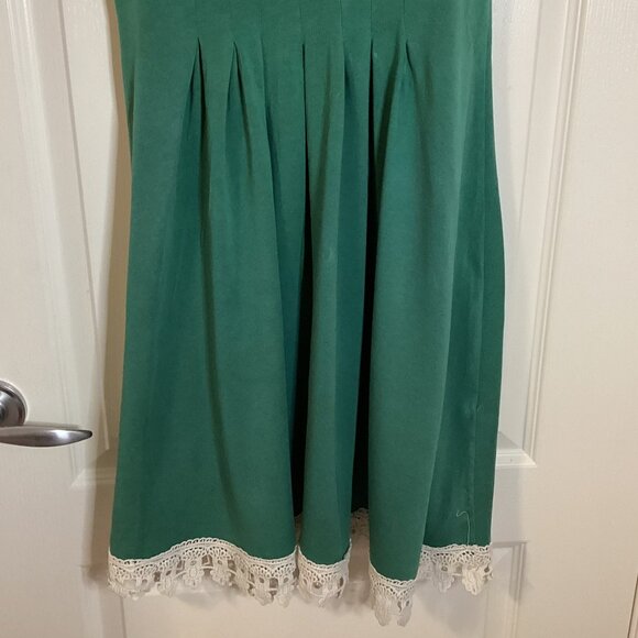 Alya Women's Green Sleeveless Dress With Cotton Lace Trim Midi Party Preppy - Picture 3 of 9
